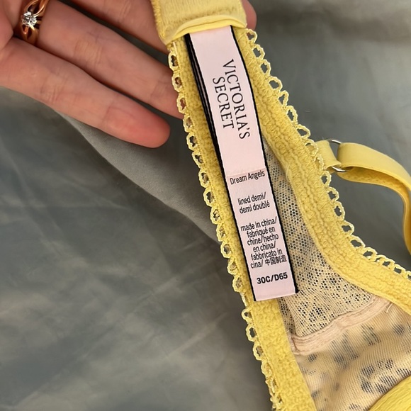 Yellow Victoria Secret Lace Bra - Picture 3 of 3